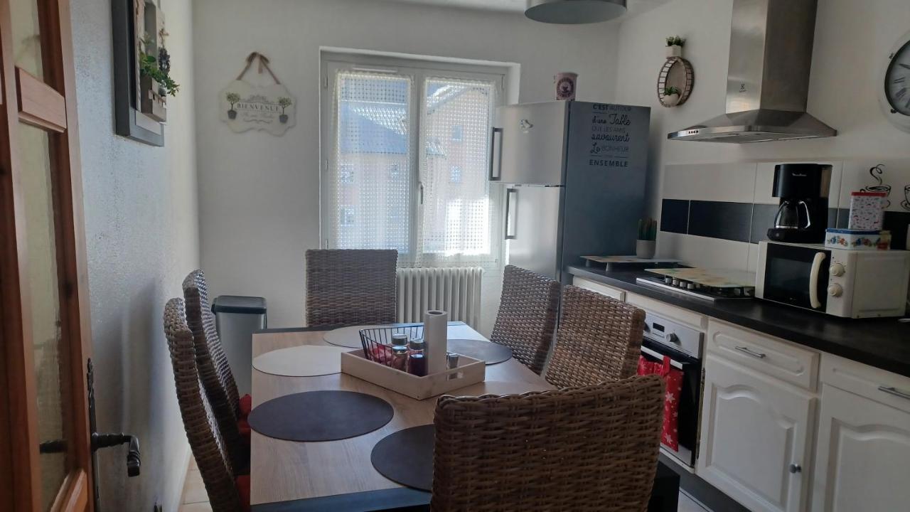 Appartement, La Route Des Grandes Alpes , 6 Couchages, Garage Pour Motards, Cyclistes, Possibilite De Studios Supplementaires, Si Plus De 6 Pers Fourneaux  エクステリア 写真